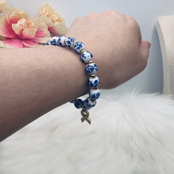 Chinese-Style Ceramic Floral Beaded Stretch Bracelet w/ Pink Breast Cancer Charm - Picture 4 of 5